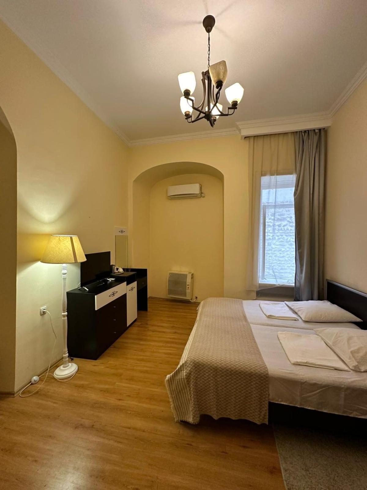 Hotel Golden Lion à Sighnaghi Extérieur photo