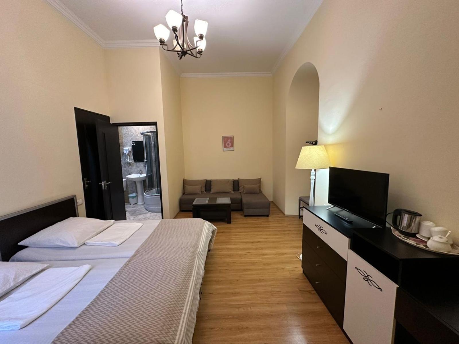 Hotel Golden Lion à Sighnaghi Extérieur photo