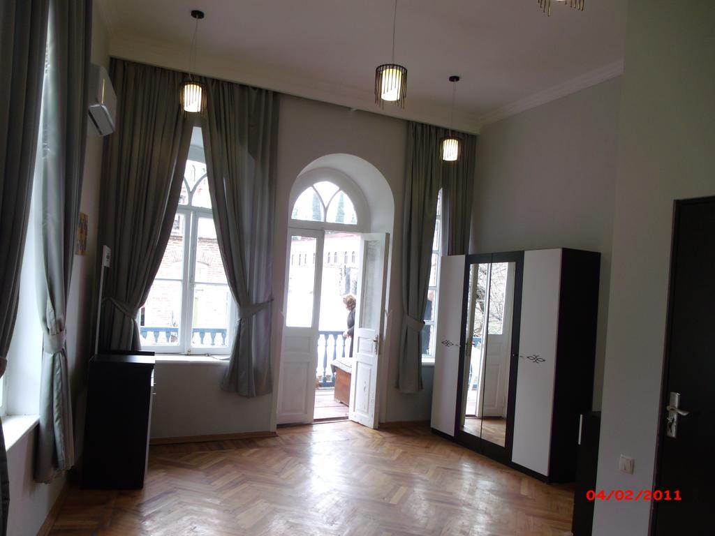 Hotel Golden Lion à Sighnaghi Extérieur photo