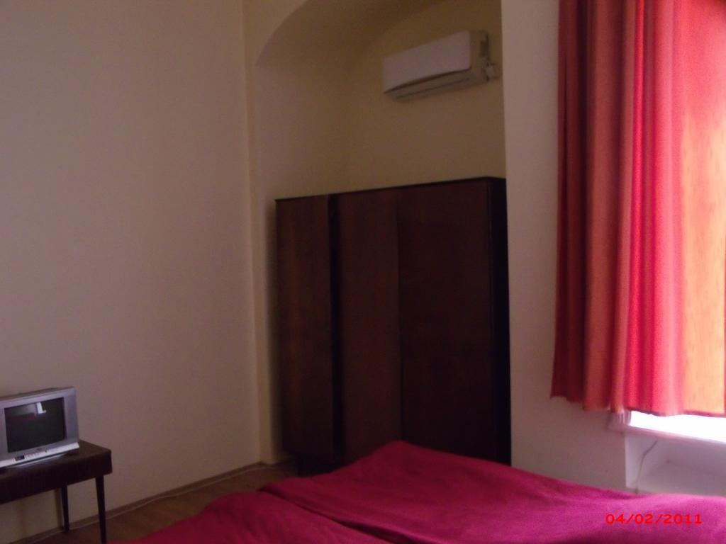 Hotel Golden Lion à Sighnaghi Extérieur photo